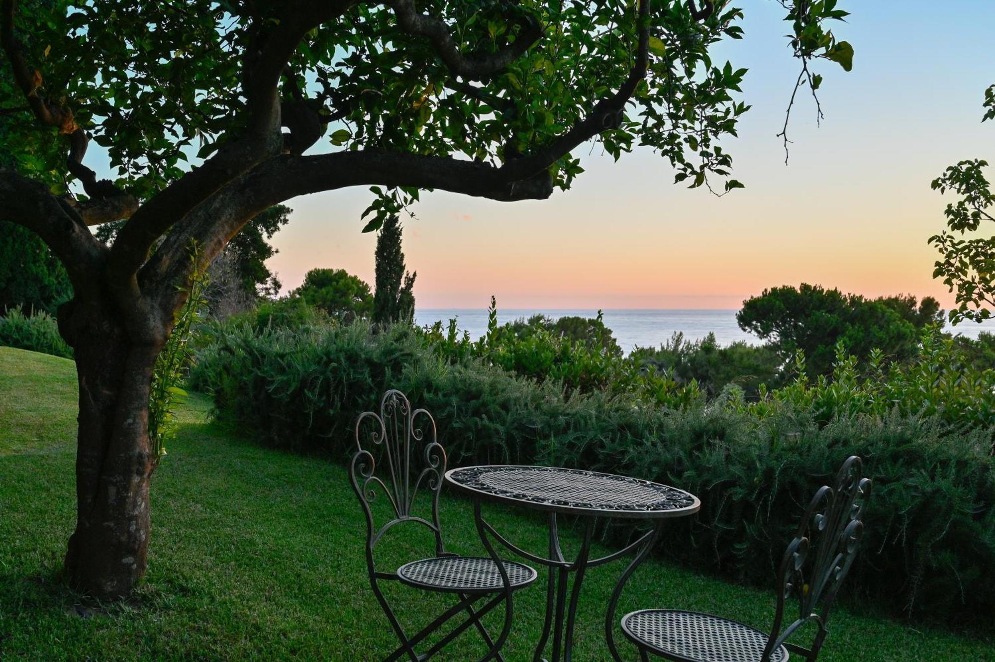 Albeca Boutique Hotel - Relais De Charme Sul Mare Castellabate Eksteriør billede